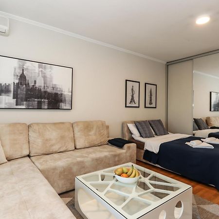 New Belgrade Apartments, Parking 5 Eur Per Day Dış mekan fotoğraf