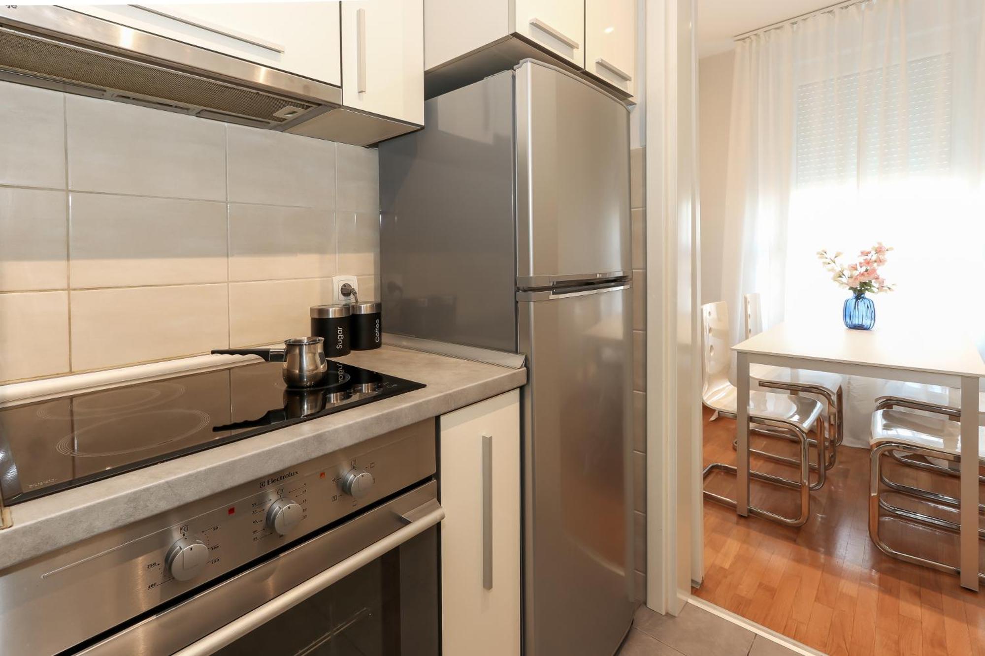 New Belgrade Apartments, Parking 5 Eur Per Day Dış mekan fotoğraf