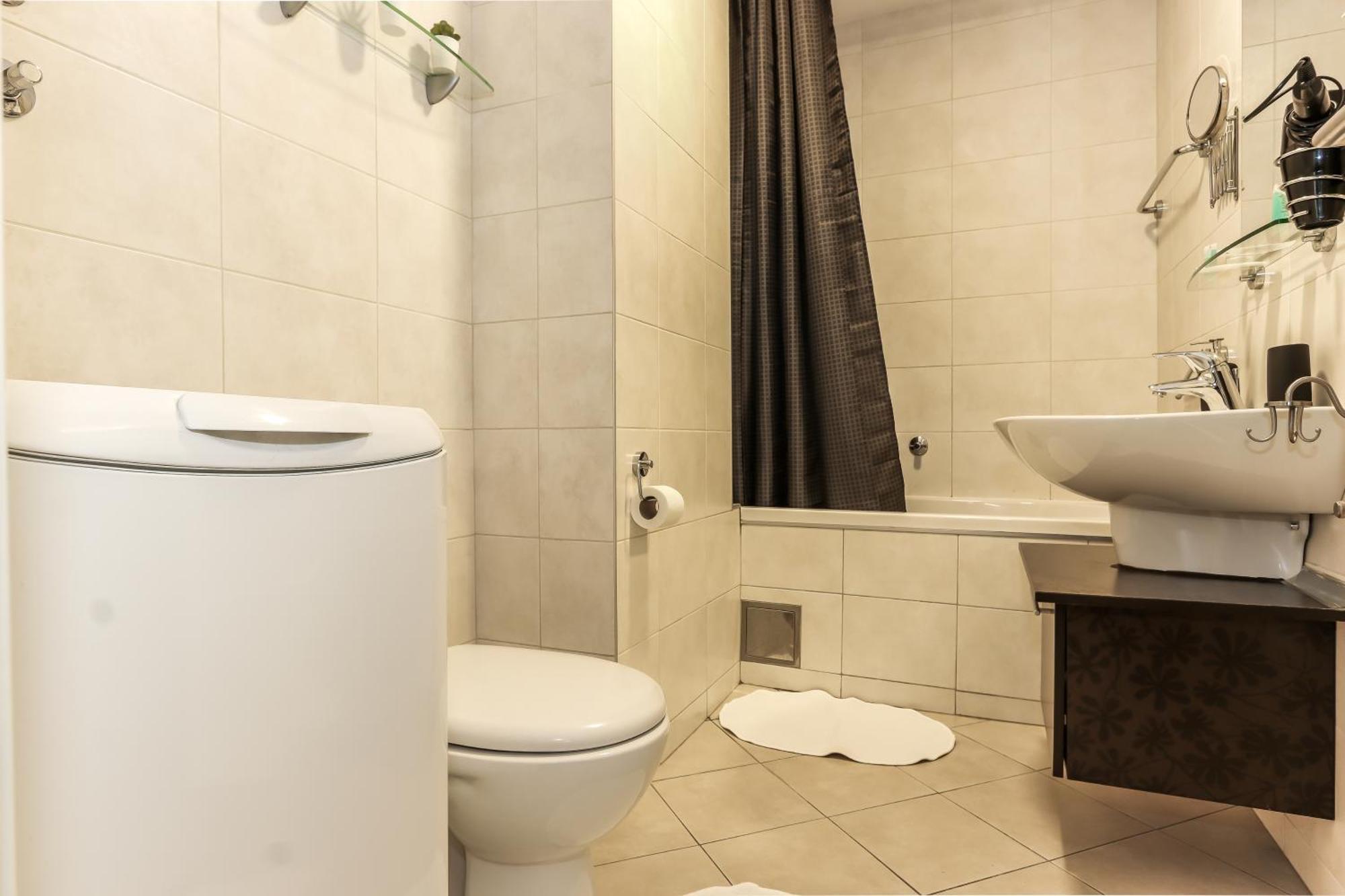 New Belgrade Apartments, Parking 5 Eur Per Day Dış mekan fotoğraf