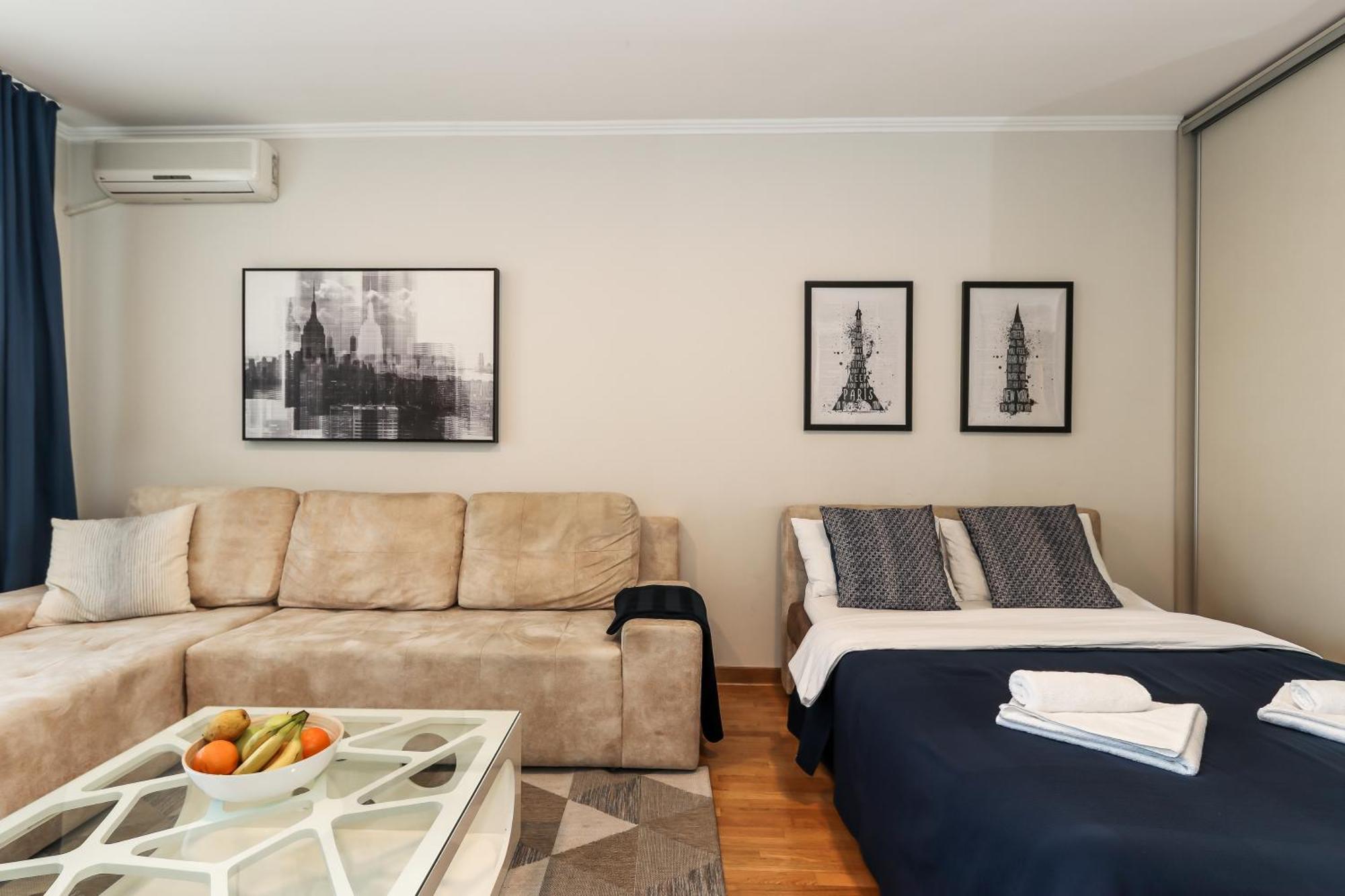 New Belgrade Apartments, Parking 5 Eur Per Day Oda fotoğraf