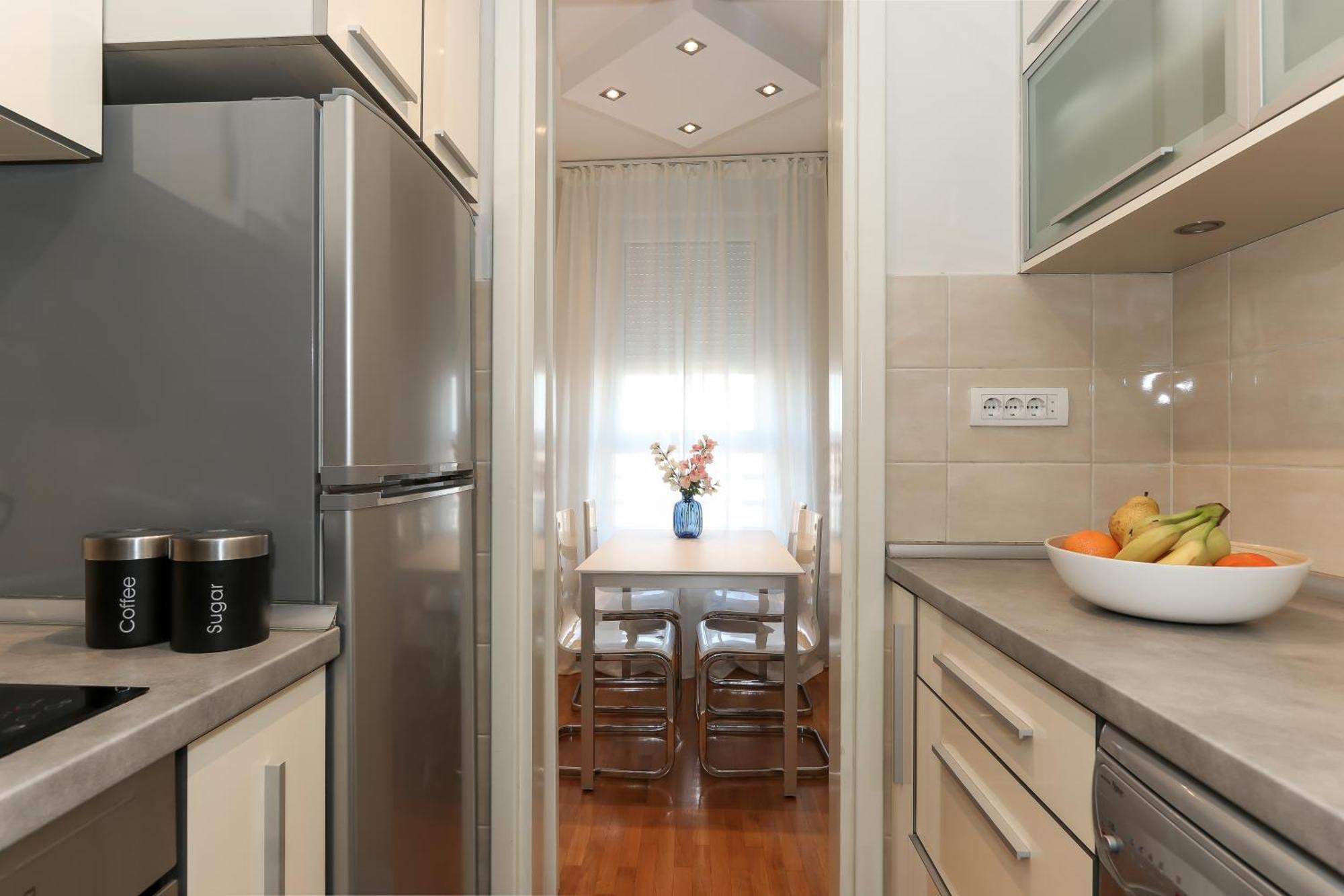 New Belgrade Apartments, Parking 5 Eur Per Day Oda fotoğraf