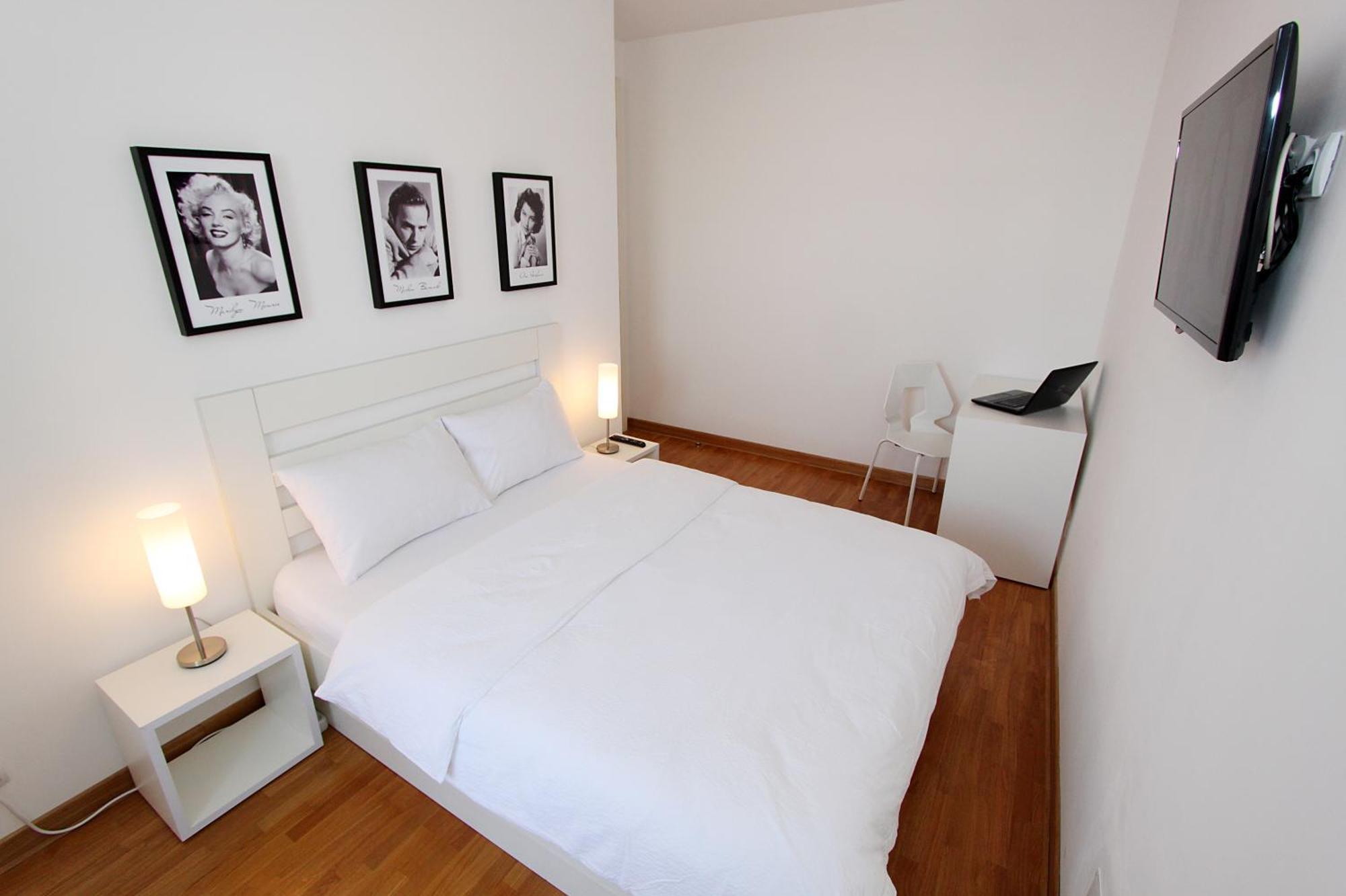 New Belgrade Apartments, Parking 5 Eur Per Day Oda fotoğraf