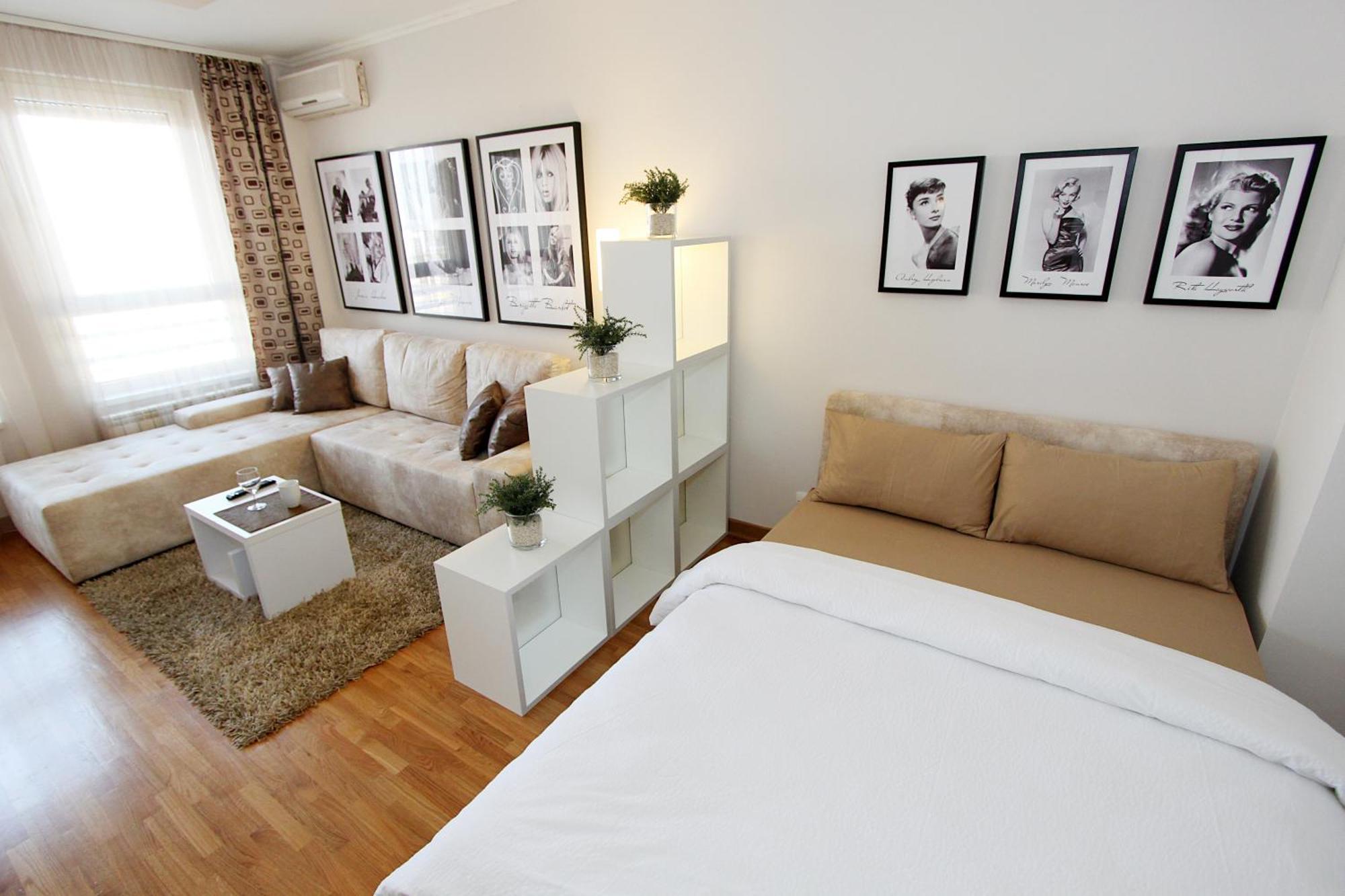 New Belgrade Apartments, Parking 5 Eur Per Day Oda fotoğraf