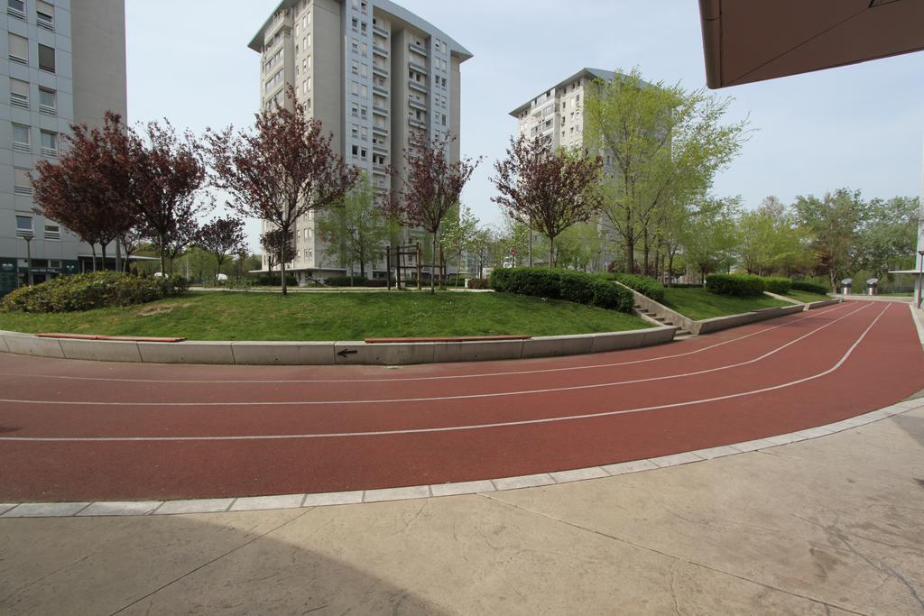 New Belgrade Apartments, Parking 5 Eur Per Day Dış mekan fotoğraf