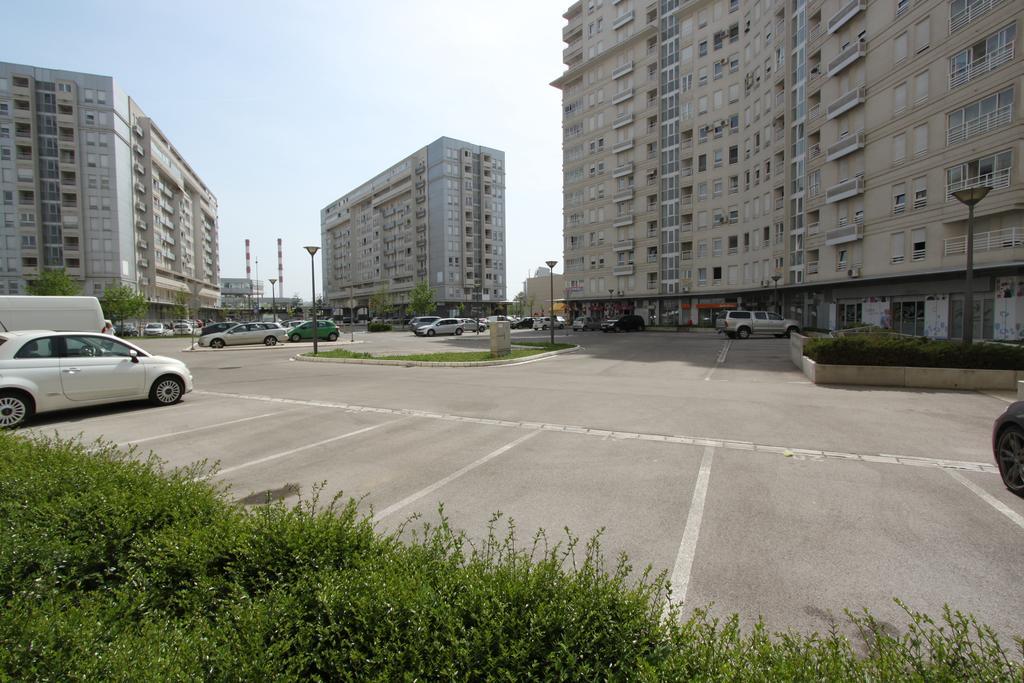 New Belgrade Apartments, Parking 5 Eur Per Day Dış mekan fotoğraf
