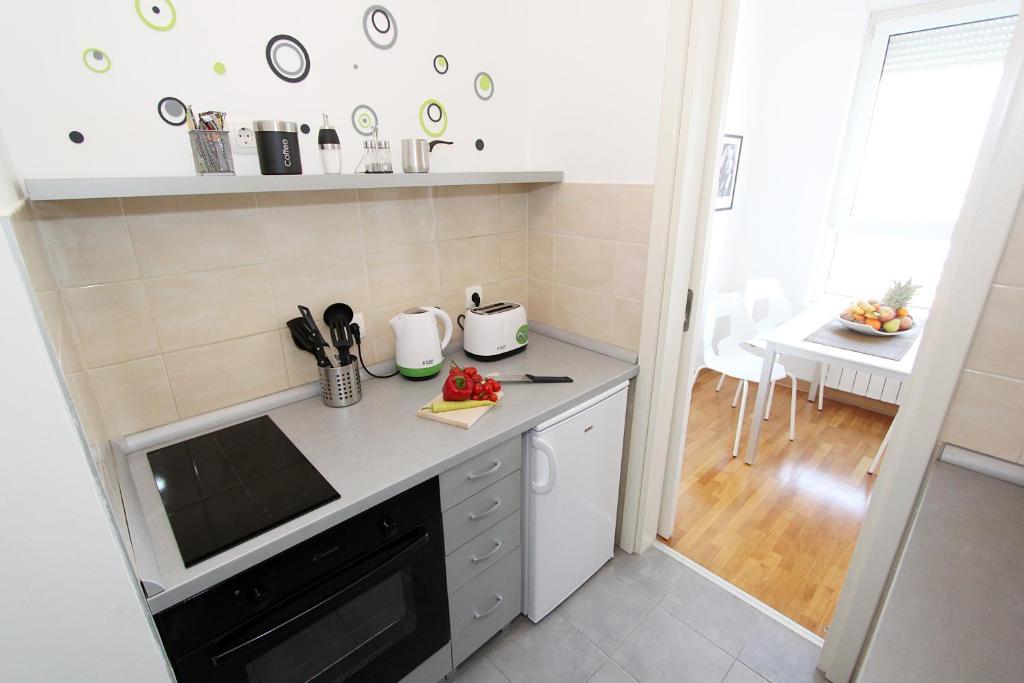 New Belgrade Apartments, Parking 5 Eur Per Day Oda fotoğraf